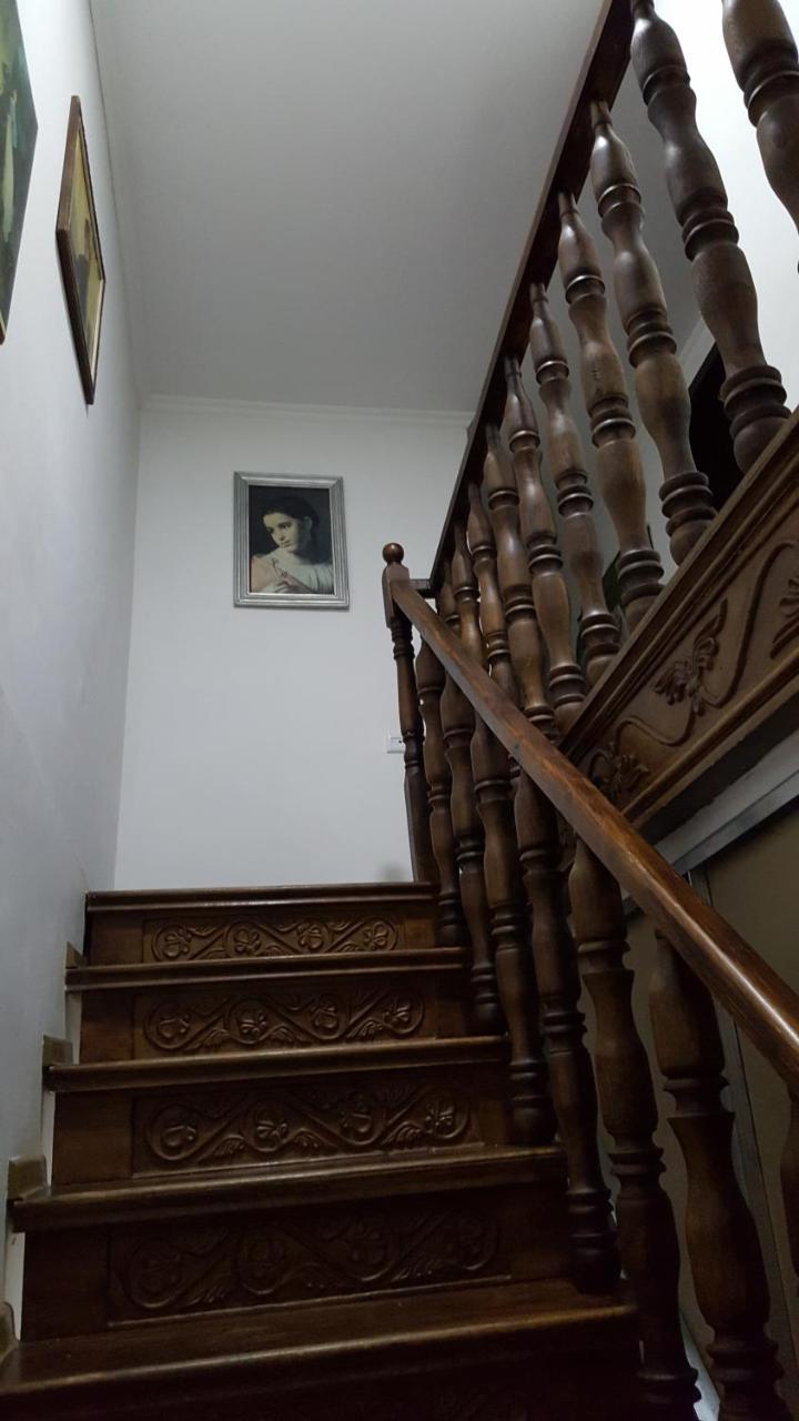 Guesthouse Different Tbiliszi Kültér fotó