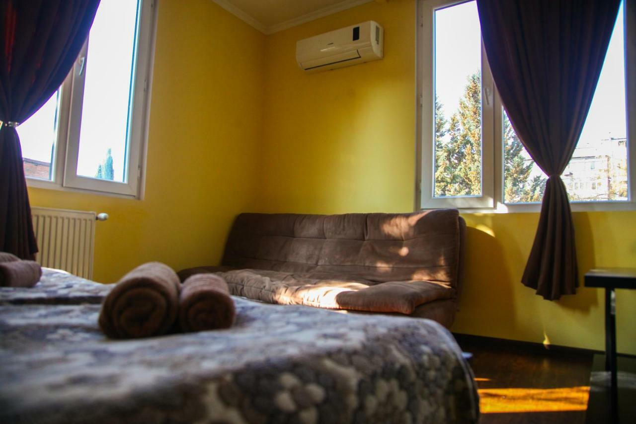 Guesthouse Different Tbiliszi Kültér fotó
