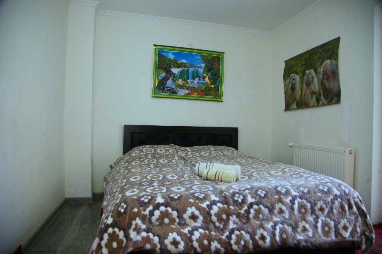 Guesthouse Different Tbiliszi Kültér fotó