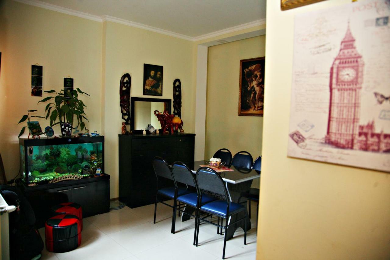 Guesthouse Different Tbiliszi Kültér fotó