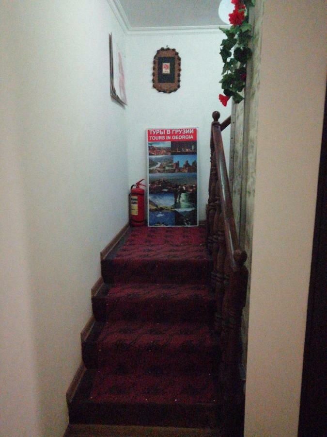 Guesthouse Different Tbiliszi Kültér fotó